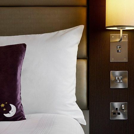 Premier Inn Chelmsford City Centre Esterno foto