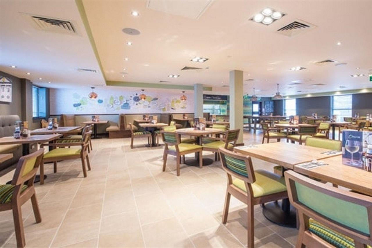 Premier Inn Chelmsford City Centre Esterno foto